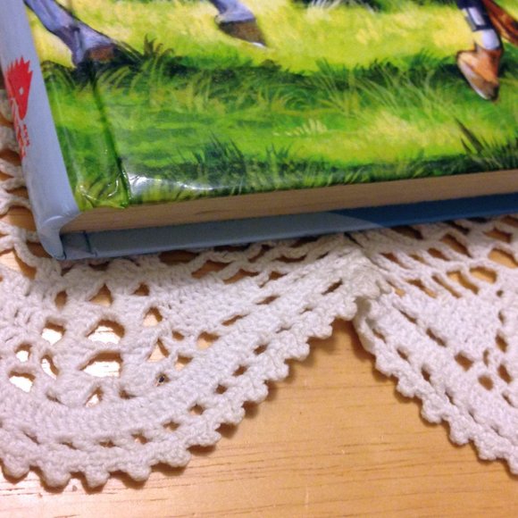 3 for $10 book sale! Pony Books -  Hero Horse, middle grades - Picture 6 of 7